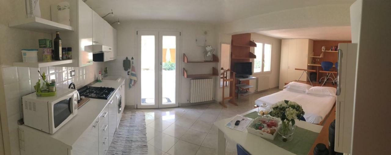 Appartamento Degli Ulivi Санремо Экстерьер фото